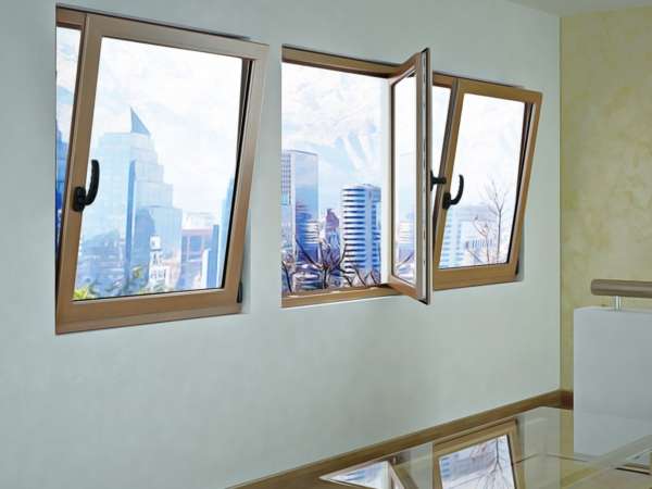 Ventanas Oscilobatientes vs Ventanas Abatibles. Guía Completa de Diferencias y Funcionamiento